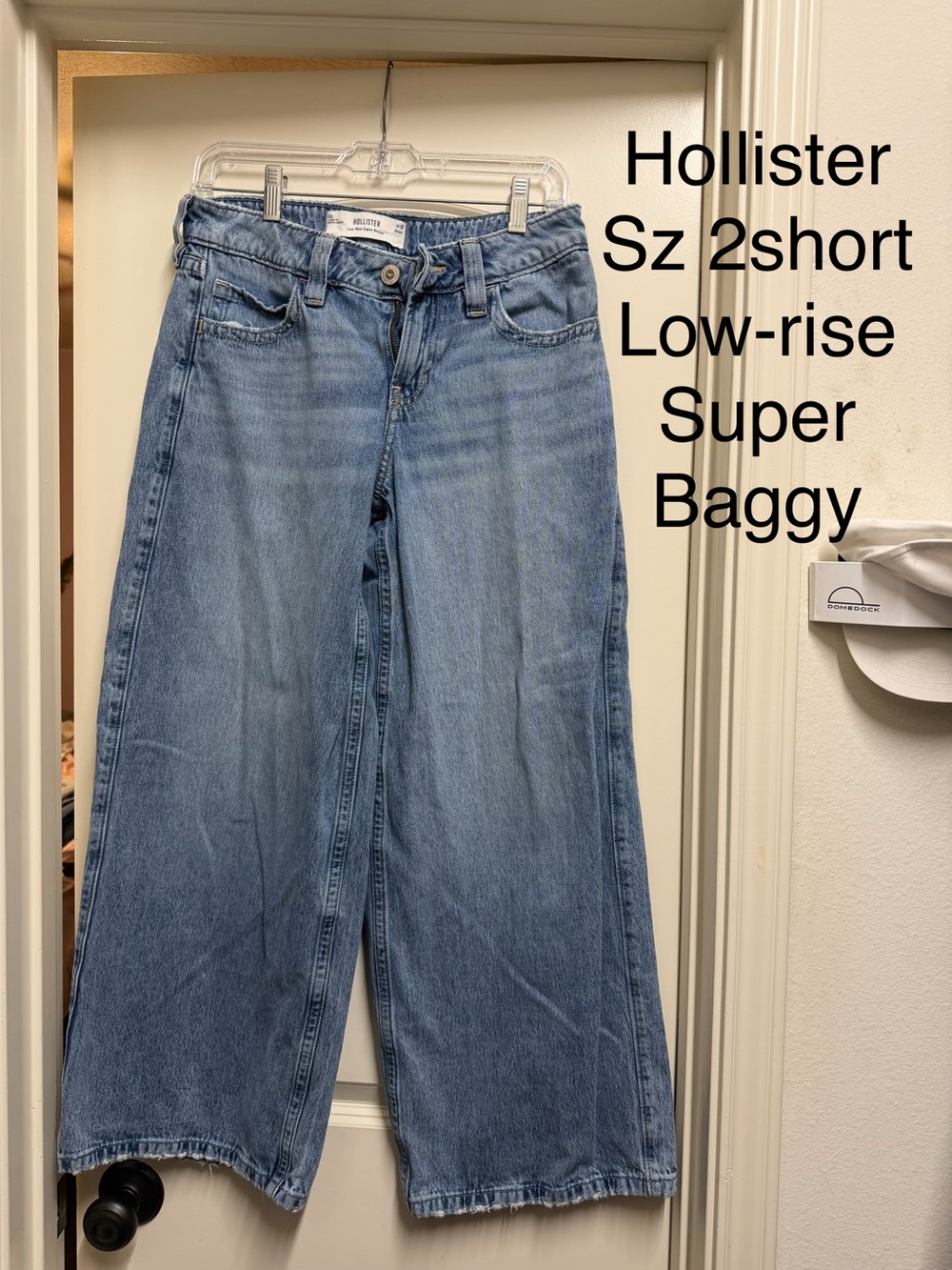 Hollister Women's Light Blue Wide Leg Low-Rise Jeans